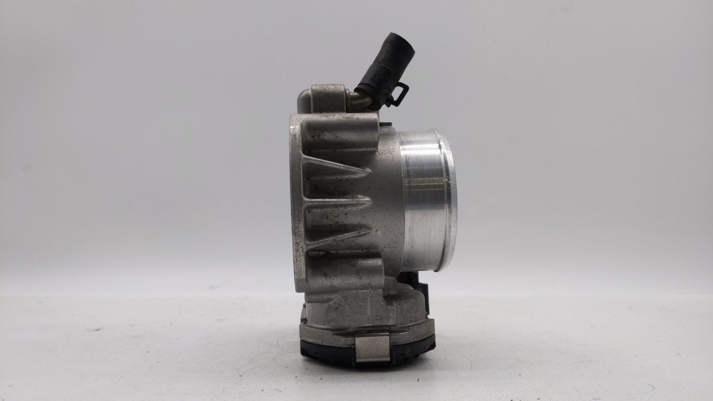 2011-2015 Hyundai Sonata Throttle Body P/N:35100-2G800 Fits Fits 2011 2012 2013 2014 2015 2016 OEM Used Auto Parts - Oemused