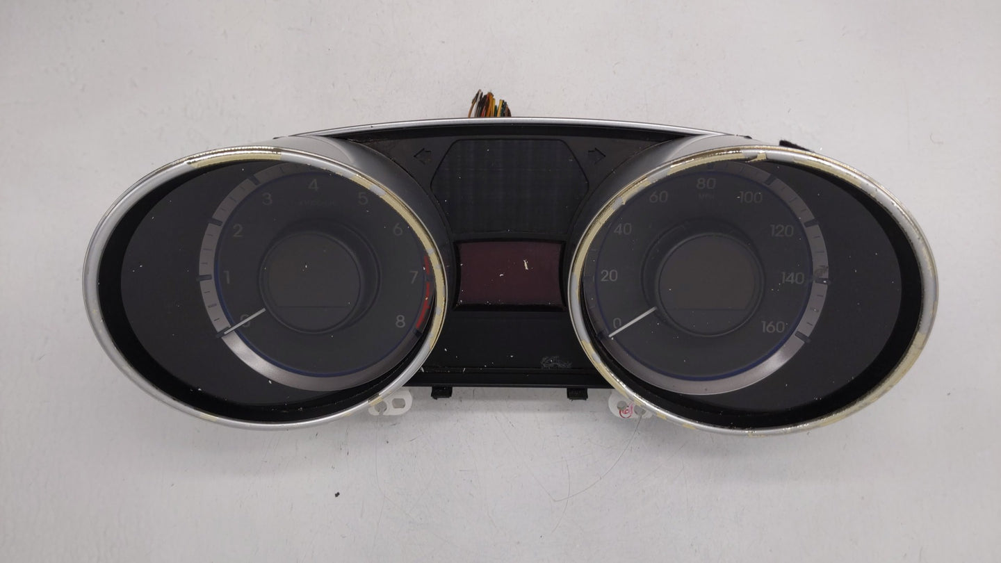 2011-2013 Hyundai Sonata Instrument Cluster Speedometer Gauges P/N:94001-3Q000 94001-3Q001 Fits Fits 2011 2012 2013 OEM Used