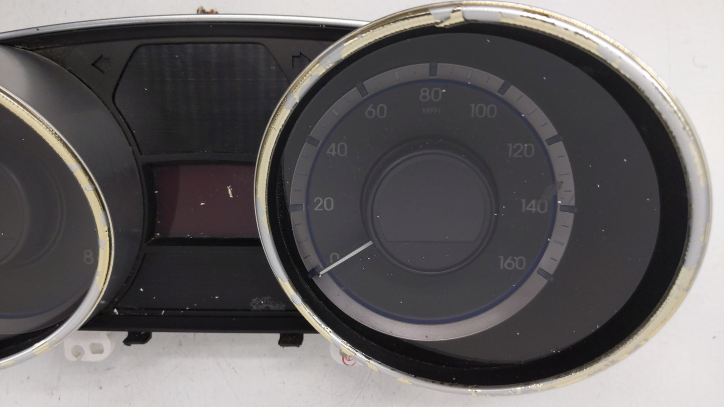 2011-2013 Hyundai Sonata Instrument Cluster Speedometer Gauges P/N:94001-3Q000 94001-3Q001 Fits Fits 2011 2012 2013 OEM Used
