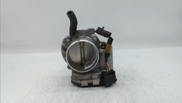 2011-2015 Hyundai Sonata Throttle Body P/N:35100-2G800 Fits Fits 2011 2012 2013 2014 2015 2016 OEM Used Auto Parts - Oemused