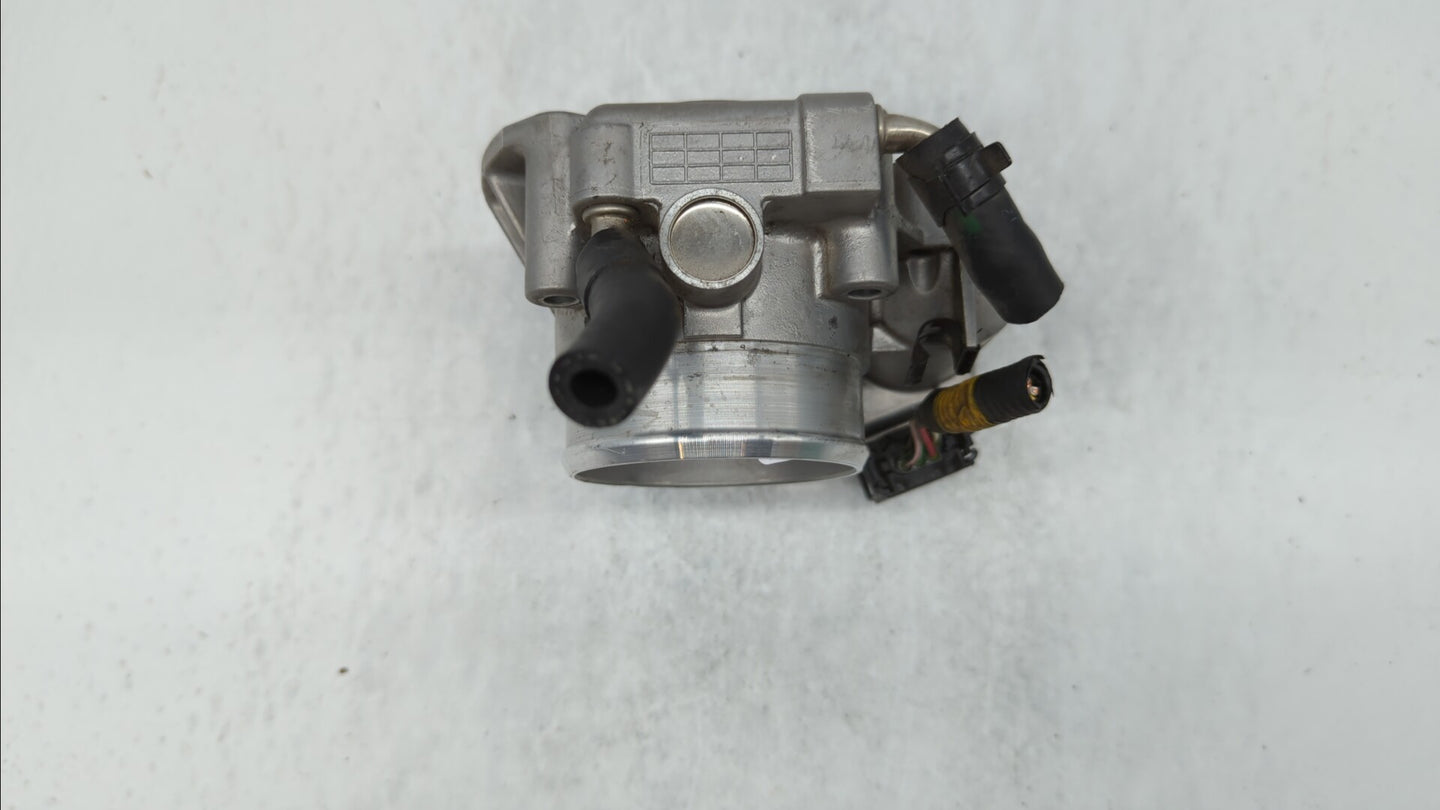 2011-2015 Hyundai Sonata Throttle Body P/N:35100-2G800 Fits Fits 2011 2012 2013 2014 2015 2016 OEM Used Auto Parts - Oemused