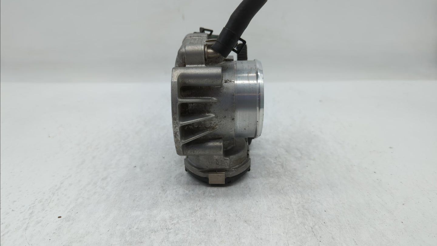 2011-2015 Hyundai Sonata Throttle Body P/N:35100-2G800 Fits Fits 2011 2012 2013 2014 2015 2016 OEM Used Auto Parts - Oemused