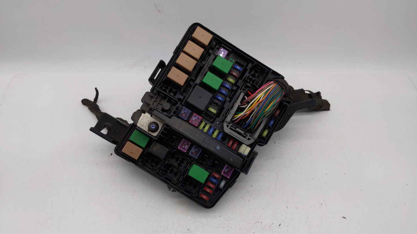 2011-2014 Hyundai Sonata Fusebox Fuse Box Panel Relay Module P/N:VS912003Q071MG VSQFHE2370F0175 Fits Fits 2011 2012 2013 201