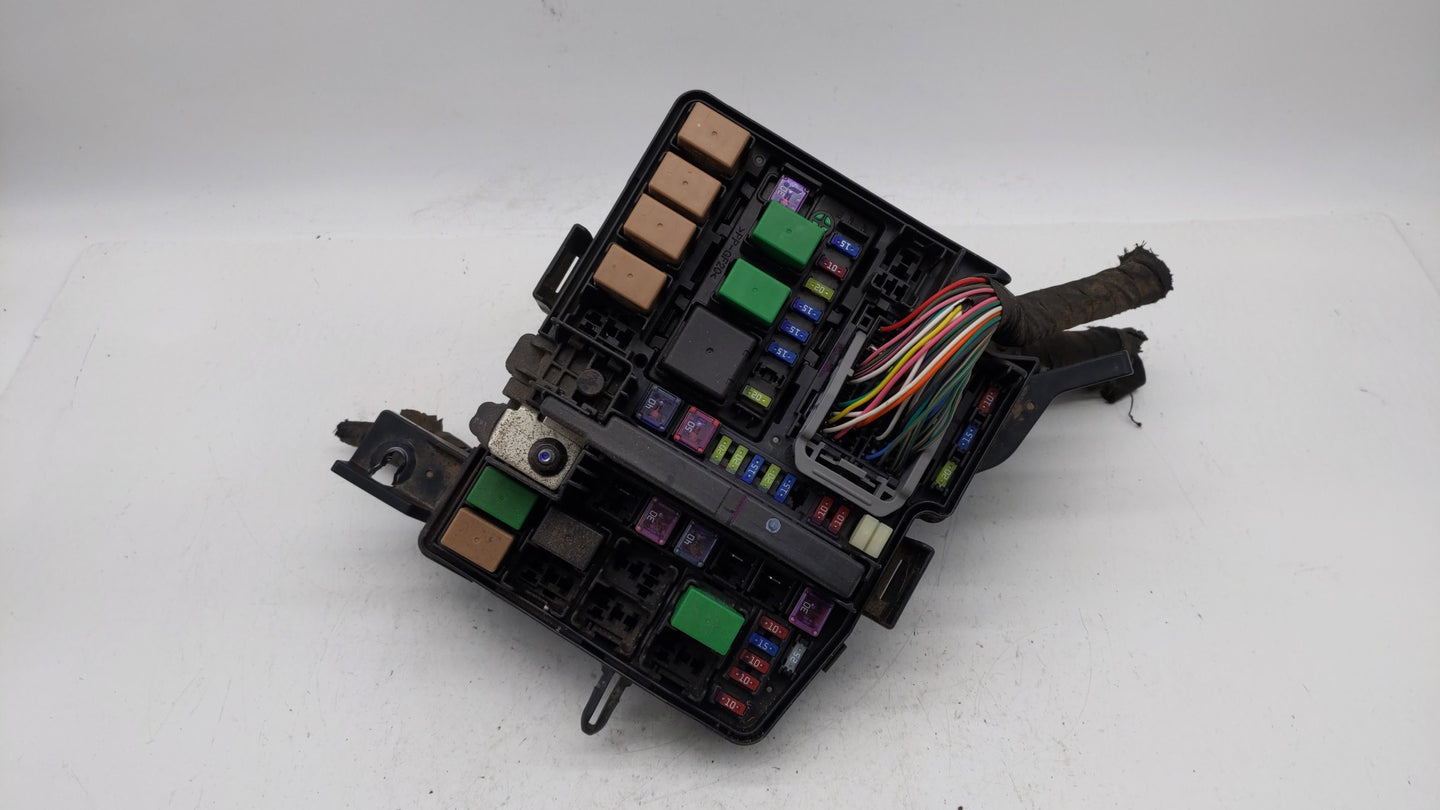 2011-2014 Hyundai Sonata Fusebox Fuse Box Panel Relay Module P/N:VS912003Q071MG VSQFHE2370F0175 Fits Fits 2011 2012 2013 201