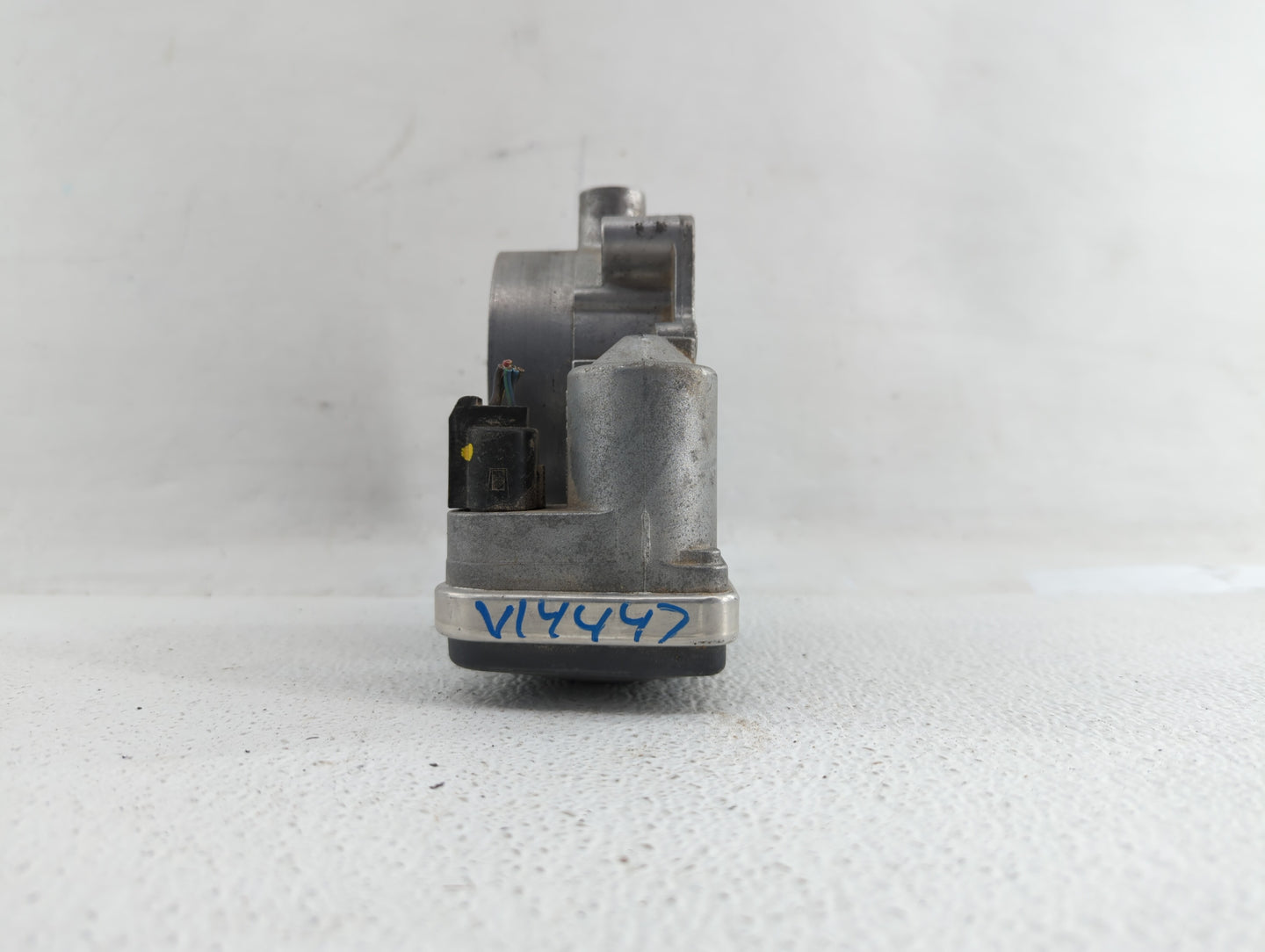 2011-2015 Hyundai Sonata Throttle Body P/N:0459 1847 AC Fits Fits 2011 2012 2013 2014 2015 2016 OEM Used Auto Parts - Oemuse