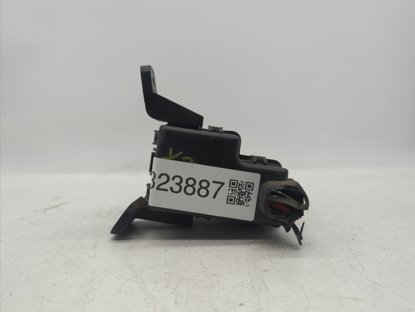 2011-2012 Hyundai Sonata Fusebox Fuse Box Panel Relay Module P/N:91950-4R090 Fits Fits 2011 2012 OEM Used Auto Parts - Oemus