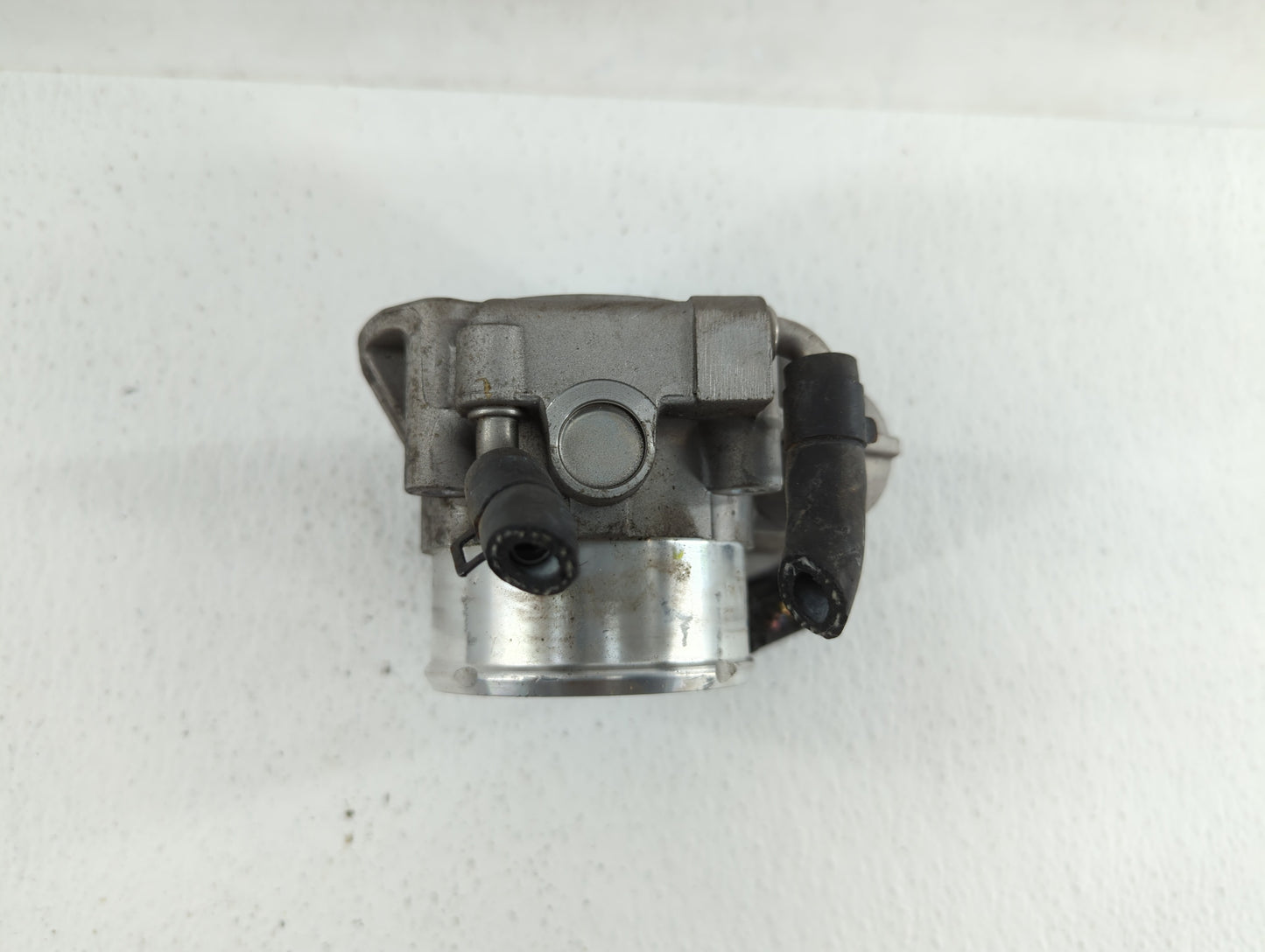 2011-2014 Hyundai Sonata Throttle Body P/N:35100-2G700 Fits Fits 2011 2012 2013 2014 2015 2016 OEM Used Auto Parts - Oemused