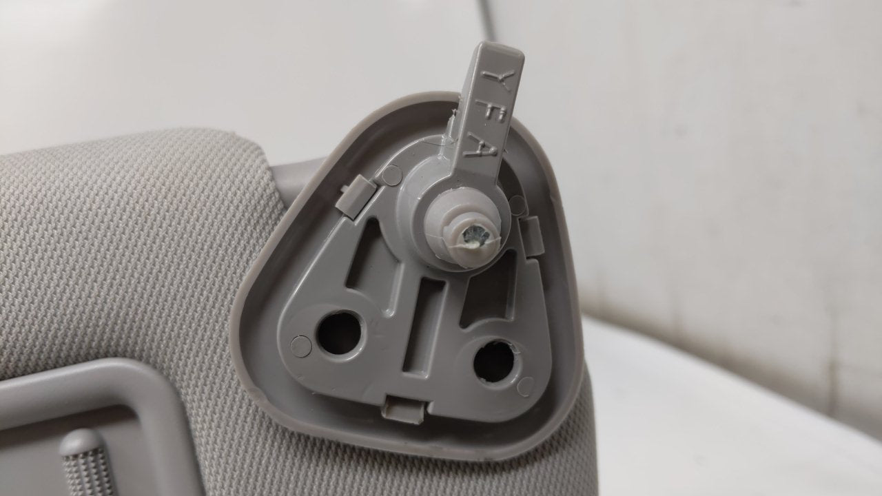 2012 Hyundai Sonata Sun Visor Shade Replacement Passenger Right Mirror Fits OEM Used Auto Parts - Oemusedautoparts1.com