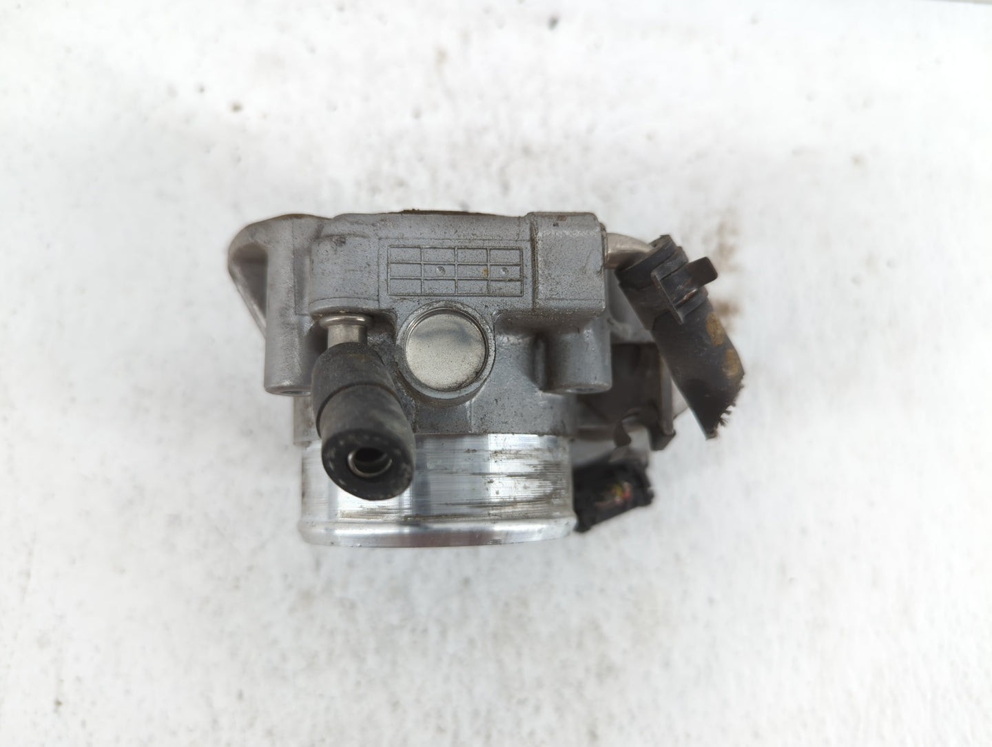 2011-2015 Hyundai Sonata Throttle Body P/N:35100-2G800 9045010020, 0459 1847 AC Fits Fits 2011 2012 2013 2014 2015 2016 OEM 
