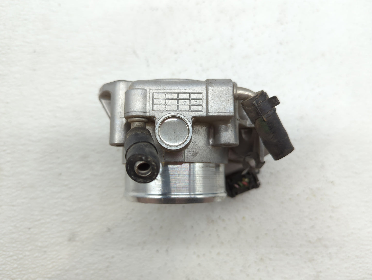 2011-2015 Hyundai Sonata Throttle Body P/N:35100-2G800 9045010020, 0459 1847 AC Fits Fits 2011 2012 2013 2014 2015 2016 OEM 