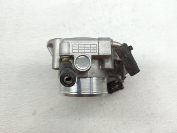 2011-2015 Hyundai Sonata Throttle Body P/N:35100-2G800 9045010020, 0459 1847 AC Fits Fits 2011 2012 2013 2014 2015 2016 OEM Used Auto Parts