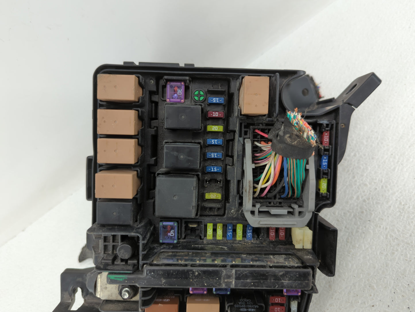 2011-2014 Hyundai Sonata Fusebox Fuse Box Panel Relay Module P/N:VS912003Q070MC Fits Fits 2011 2012 2013 2014 OEM Used Auto 