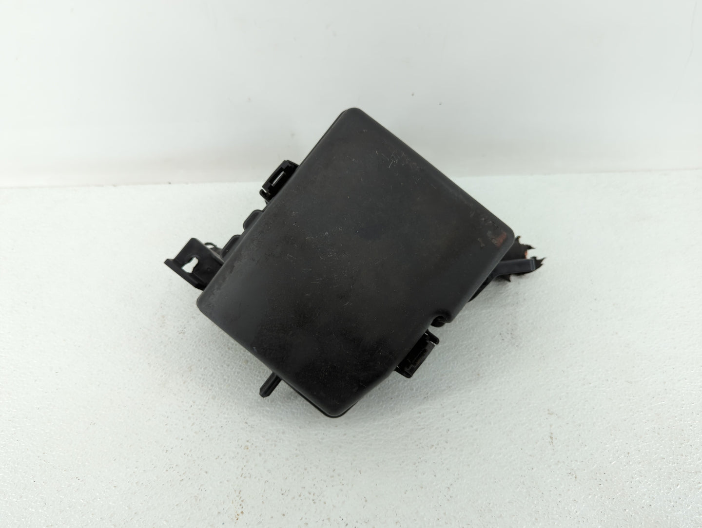 2011-2014 Hyundai Sonata Fusebox Fuse Box Panel Relay Module P/N:VS912003Q103M0 VS912003Q094YB Fits Fits 2011 2012 2013 2014