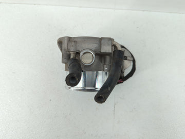 2011-2014 Hyundai Sonata Throttle Body P/N:35100-2G700 Fits Fits 2011 2012 2013 2014 2015 2016 OEM Used Auto Parts