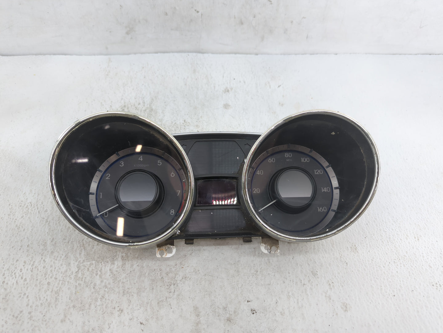 2011-2013 Hyundai Sonata Instrument Cluster Speedometer Gauges P/N:94001-3Q000 94001-3Q001 Fits Fits 2011 2012 2013 OEM Used
