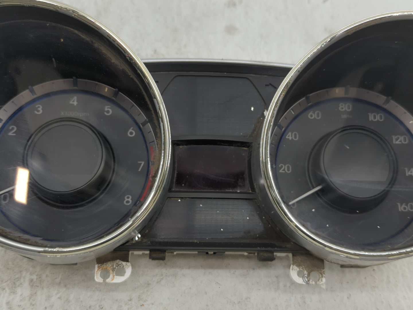2011-2013 Hyundai Sonata Instrument Cluster Speedometer Gauges P/N:94001-3Q000 94001-3Q001 Fits Fits 2011 2012 2013 OEM Used