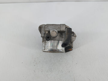 2011-2014 Hyundai Sonata Throttle Body P/N:35100-2G700 Fits Fits 2011 2012 2013 2014 2015 2016 OEM Used Auto Parts