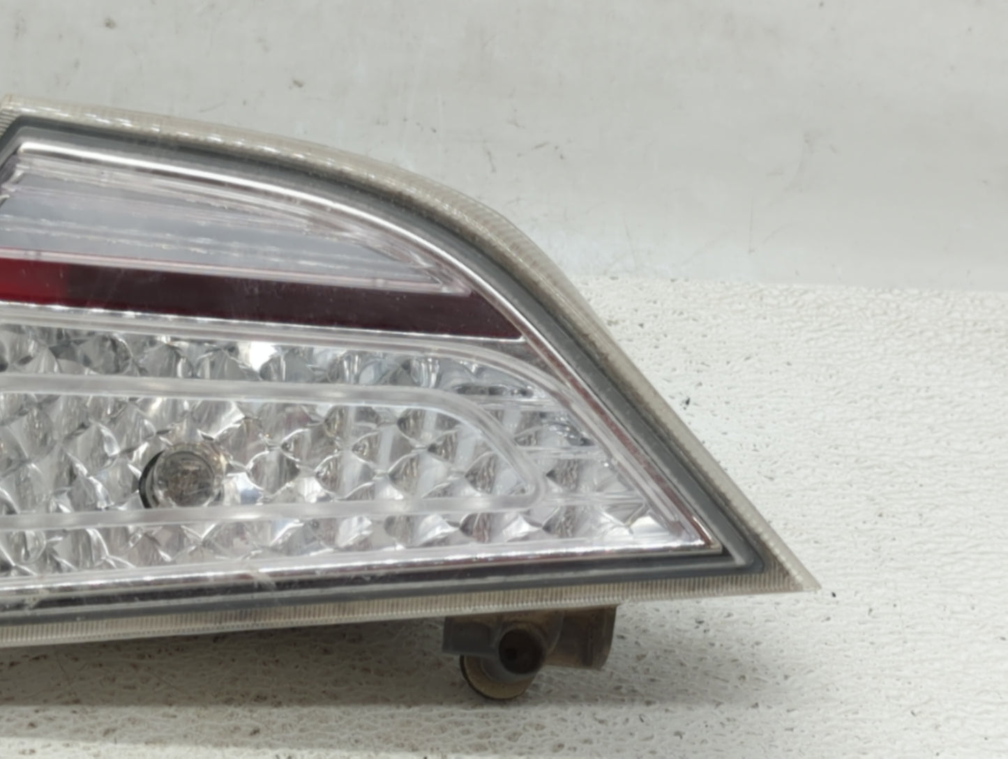 2011-2015 Hyundai Sonata Tail Light Assembly Passenger Right OEM P/N:92404-4R0 92404-3S2 Fits Fits 2011 2012 2013 2014 2015 