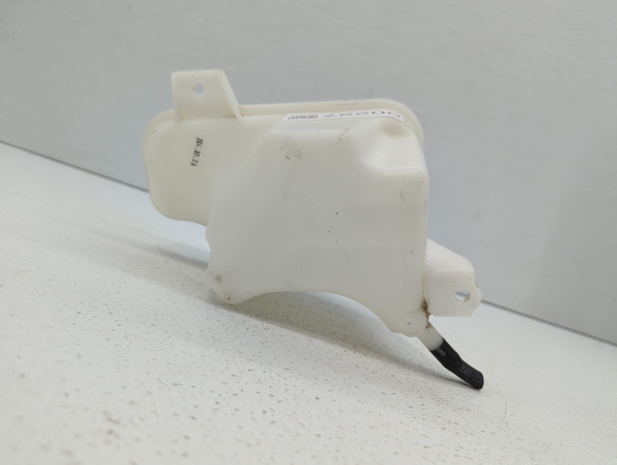 2011-2015 Hyundai Sonata Radiator Coolant Overflow Expansion Tank Bottle 400227 - Oemusedautoparts1.com