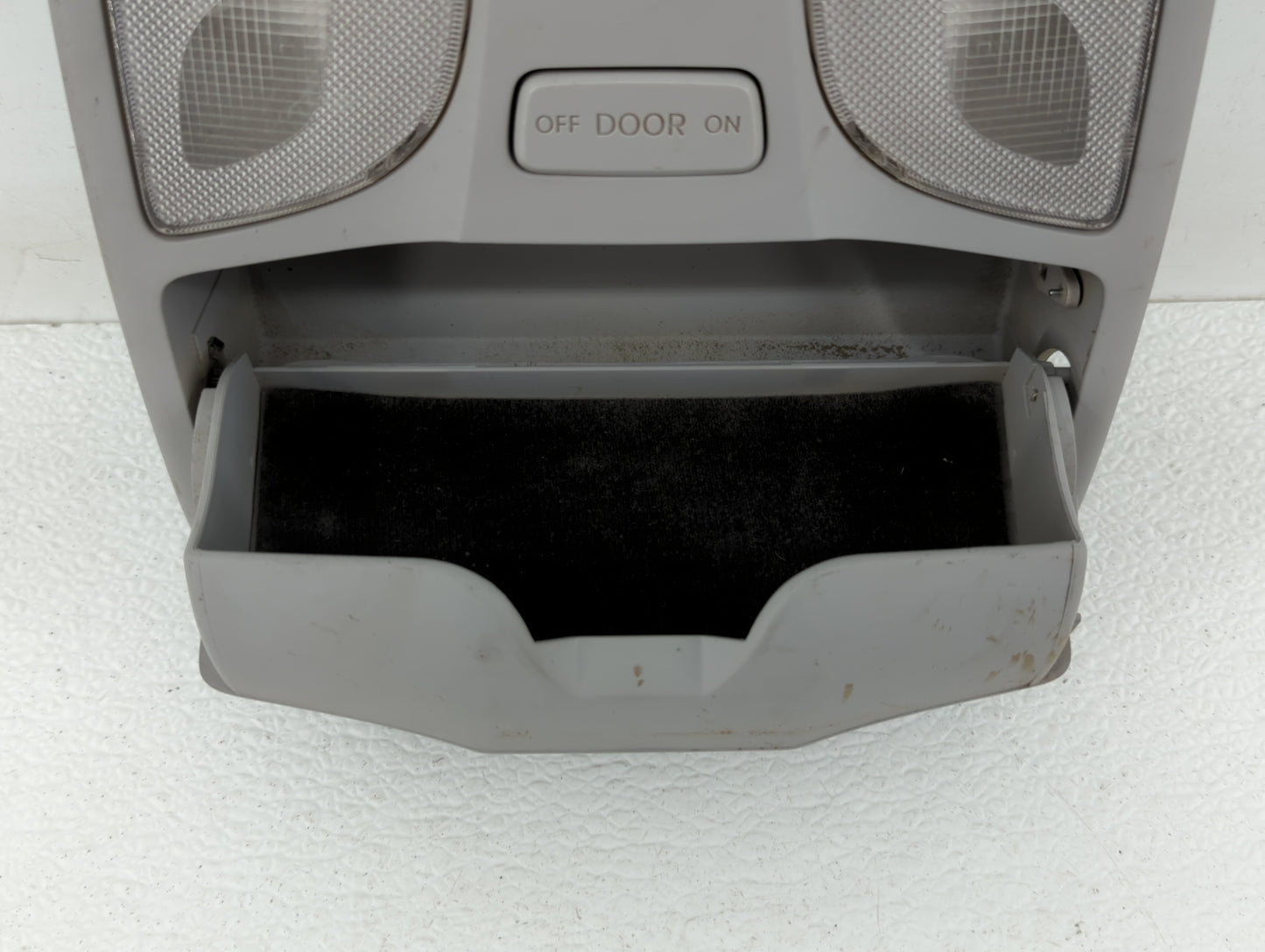 2011-2015 Hyundai Sonata Overhead Roof Console Interior Dome Light Grey - Oemusedautoparts1.com