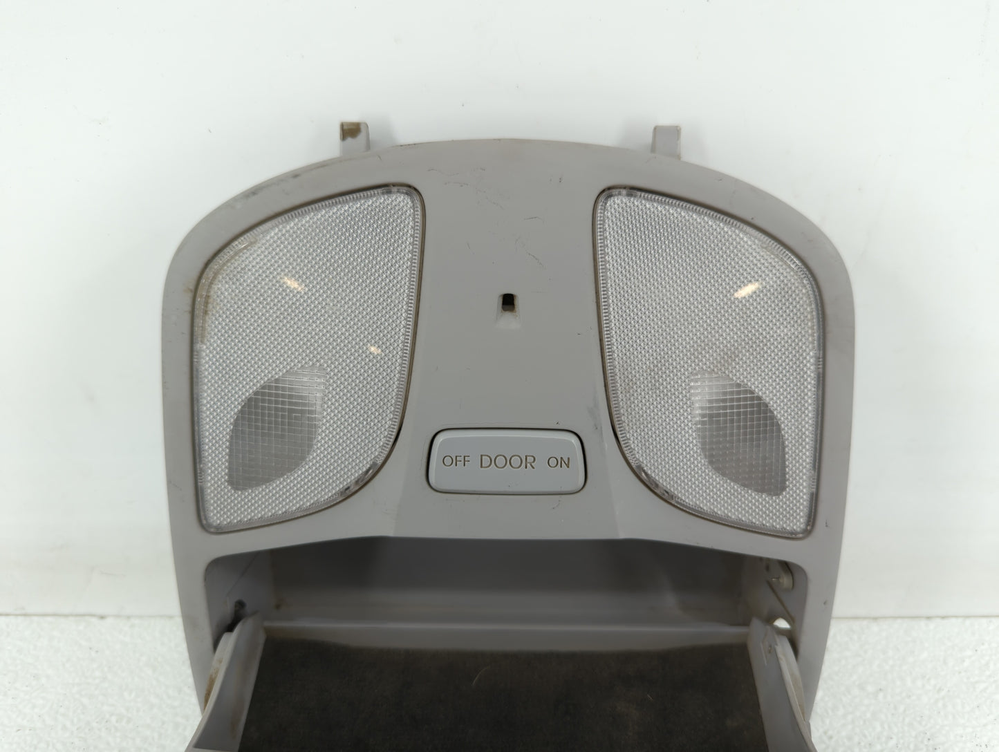 2011-2015 Hyundai Sonata Overhead Roof Console Interior Dome Light Grey - Oemusedautoparts1.com