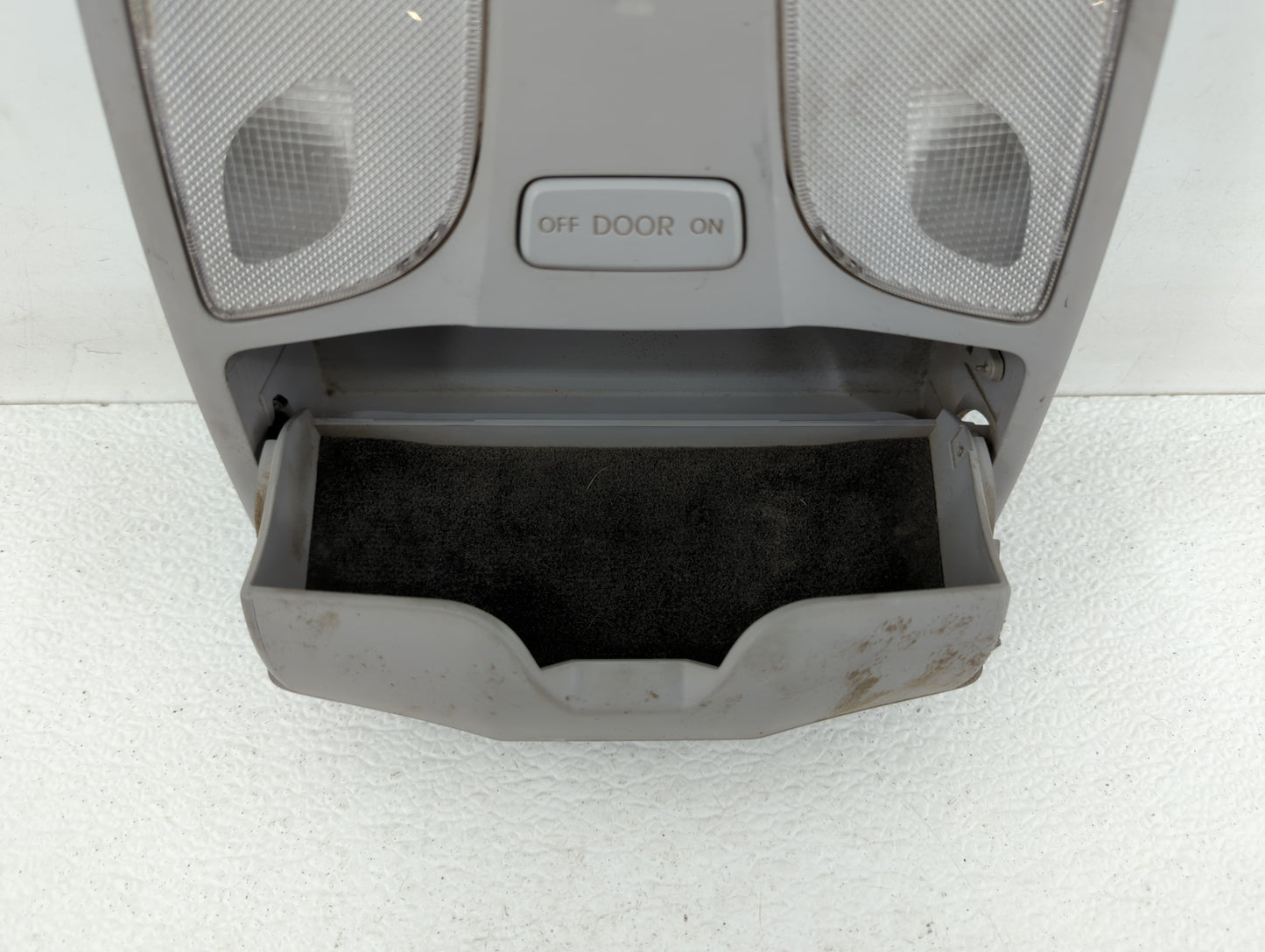 2011-2015 Hyundai Sonata Overhead Roof Console Interior Dome Light Grey - Oemusedautoparts1.com