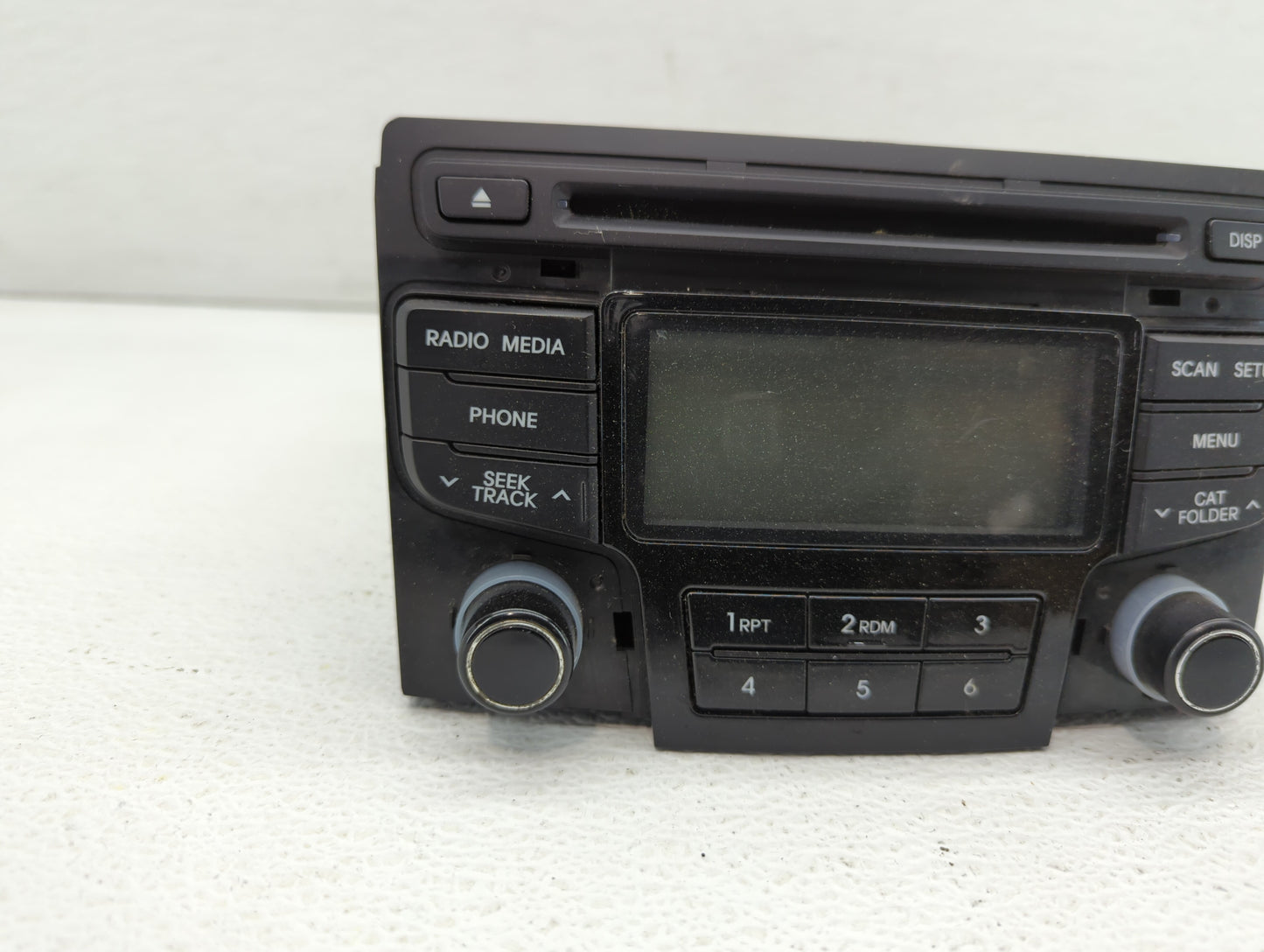 2012-2015 Hyundai Sonata Am Fm Cd Player Radio Receiver - Oemusedautoparts1.com