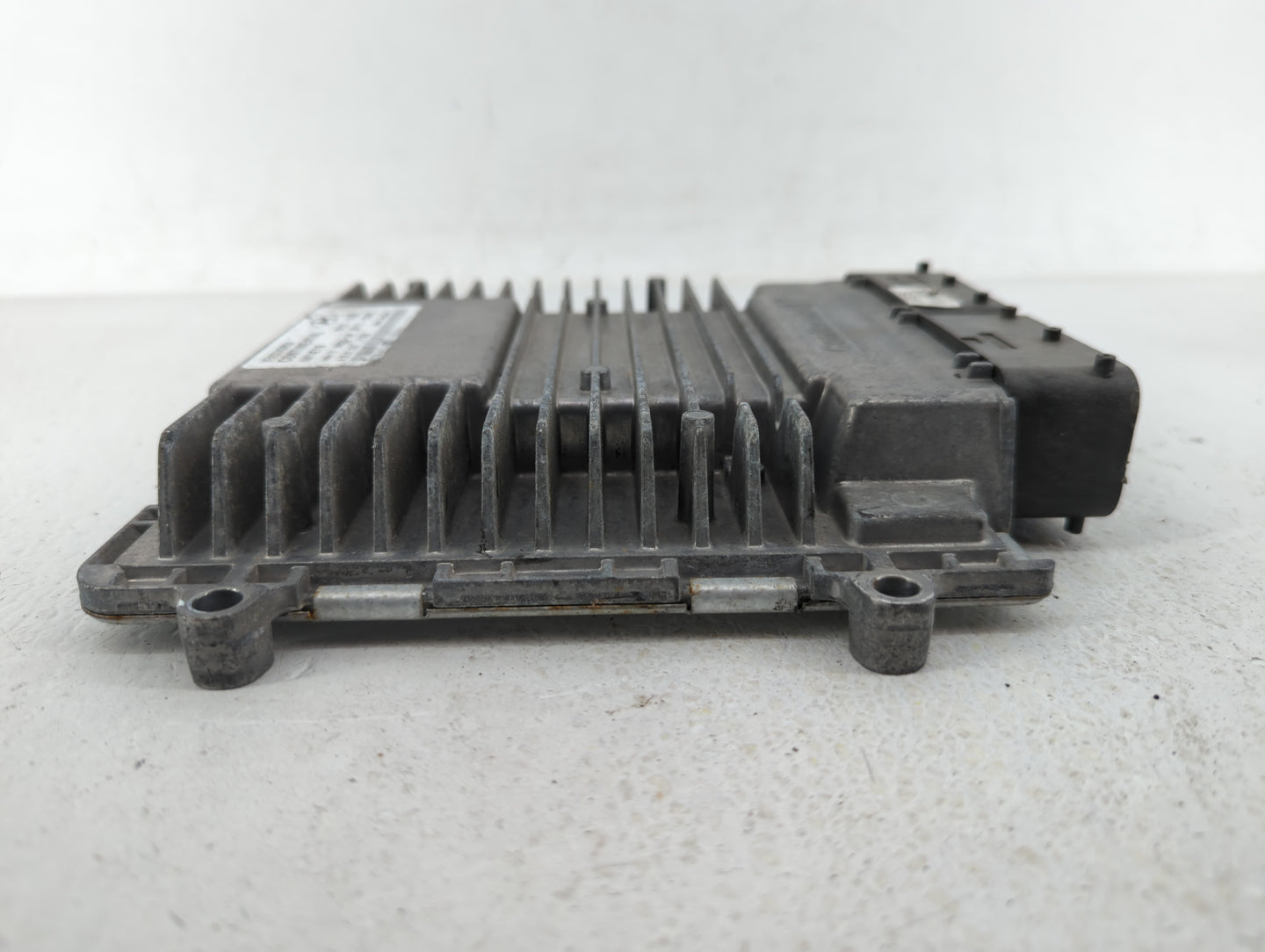 2011-2014 Hyundai Sonata PCM Engine Control Computer ECU ECM PCU OEM P/N:39111-2G662 39101-2G662 Fits Fits 2011 2012 2013 20