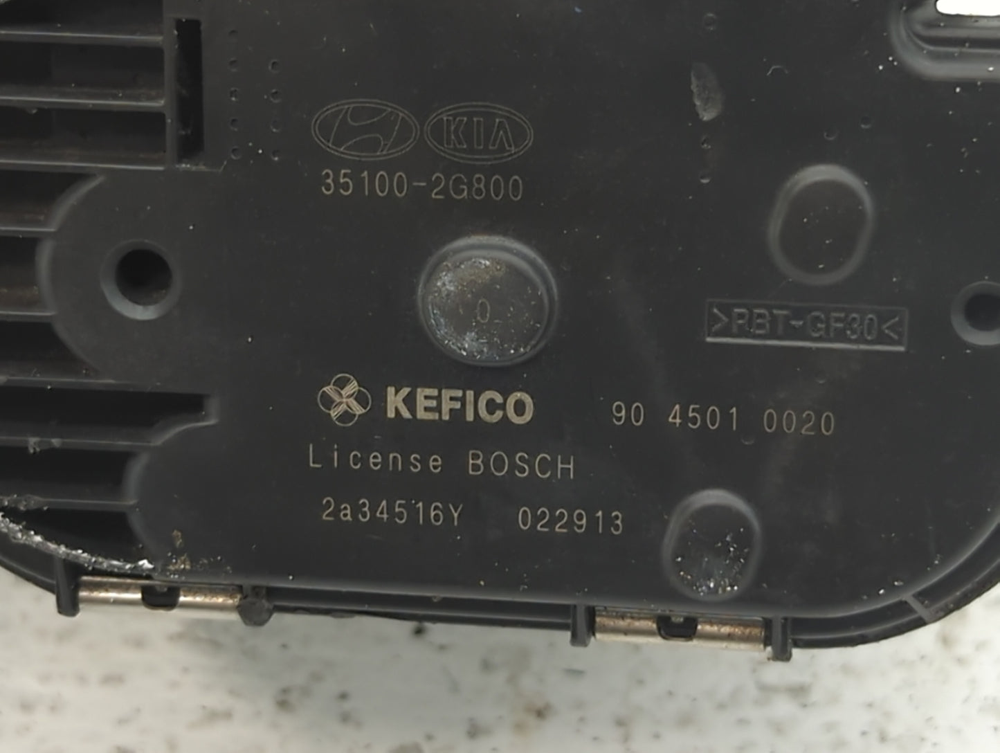 2011-2015 Hyundai Sonata Throttle Body P/N:35100-2G700 35100-2G800 Fits Fits 2011 2012 2013 2014 2015 2016 OEM Used Auto Par