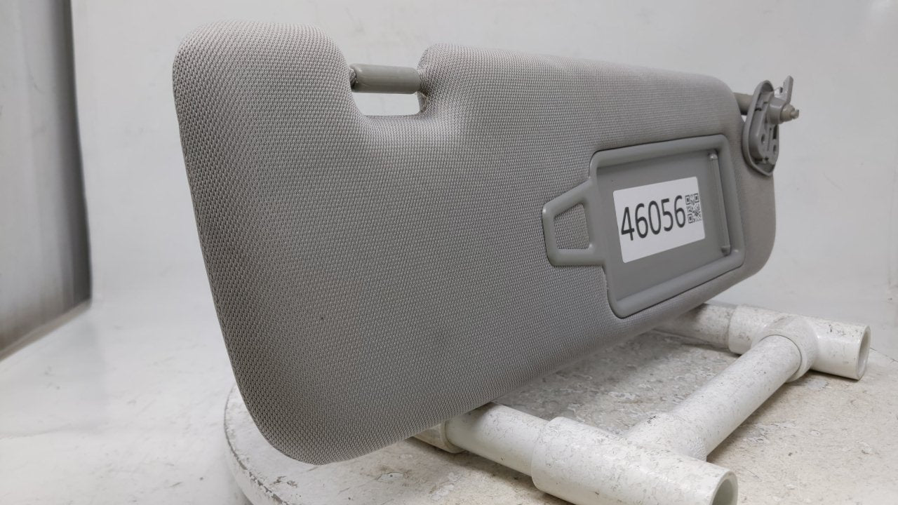 2012 Hyundai Sonata Sun Visor Shade Replacement Passenger Right Mirror Fits OEM Used Auto Parts - Oemusedautoparts1.com