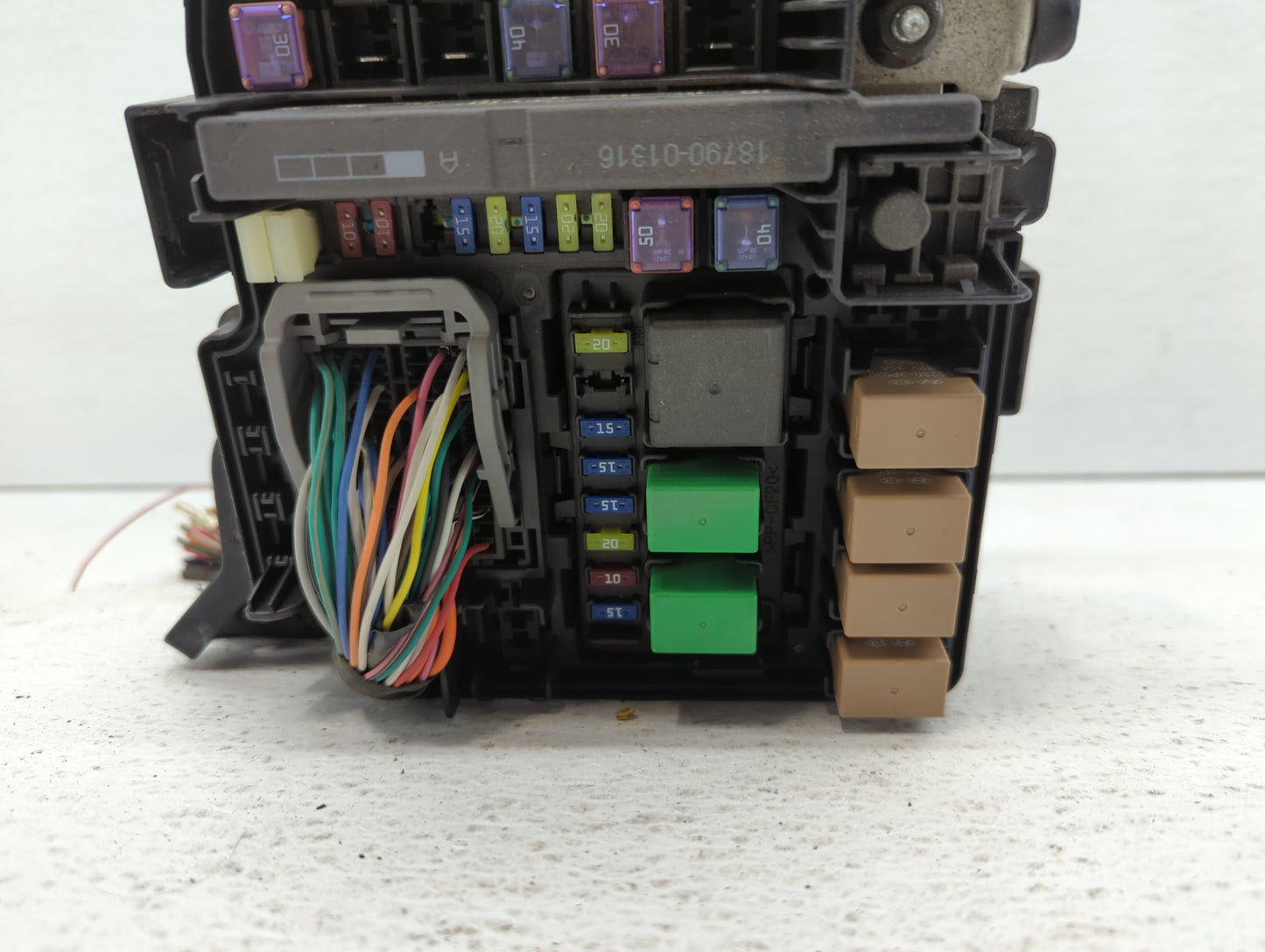 2011-2014 Hyundai Sonata Fusebox Fuse Box Panel Relay Module P/N:91750-3Q070 91950-3S711 Fits Fits 2011 2012 2013 2014 OEM U