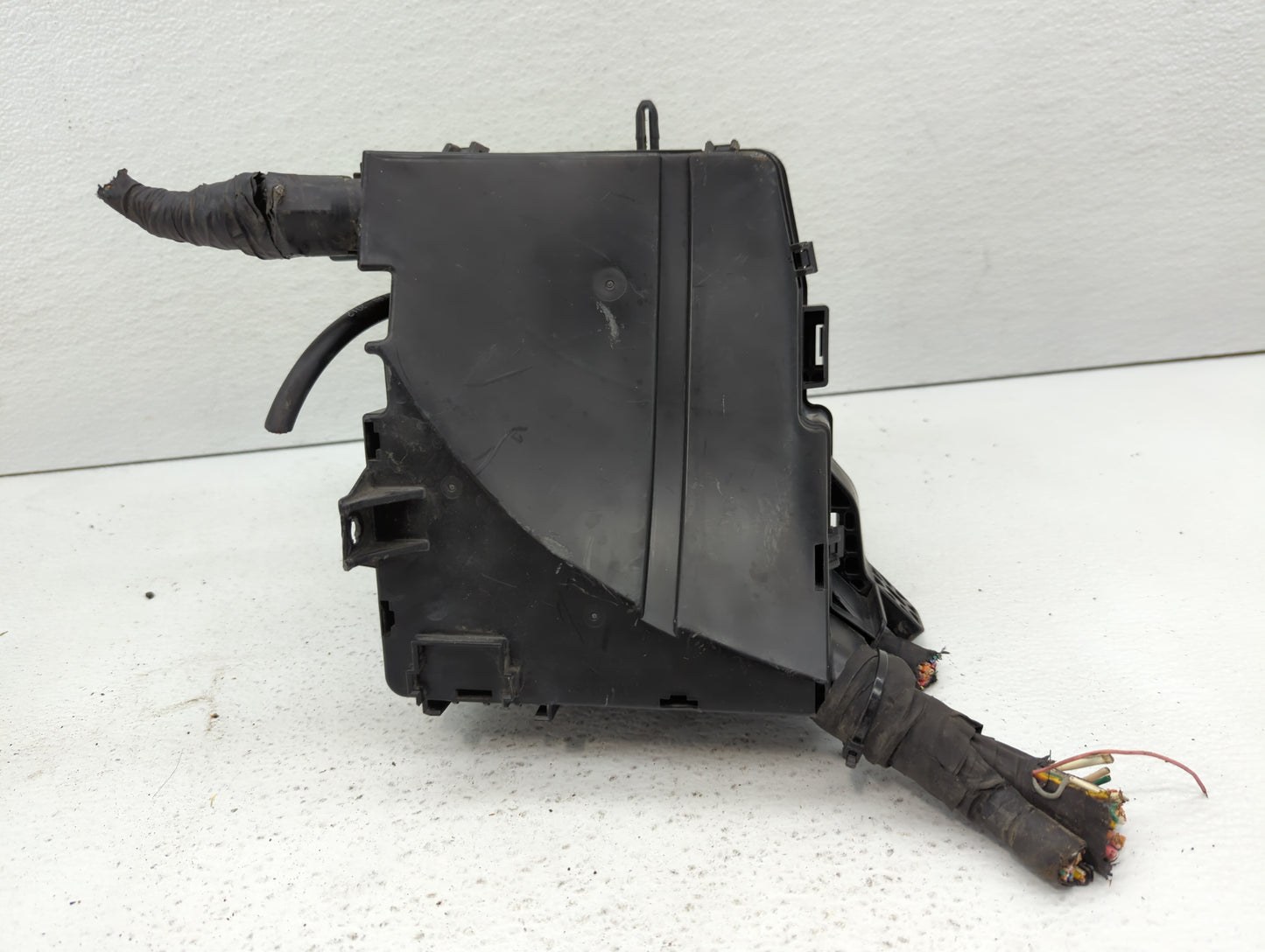 2011-2014 Hyundai Sonata Fusebox Fuse Box Panel Relay Module P/N:91750-3Q070 91950-3S711 Fits Fits 2011 2012 2013 2014 OEM U