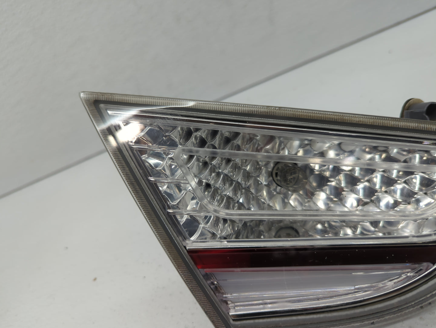 2011-2015 Hyundai Sonata Tail Light Assembly Driver Left OEM P/N:92403-4R0 Fits Fits 2011 2012 2013 2014 2015 OEM Used Auto 