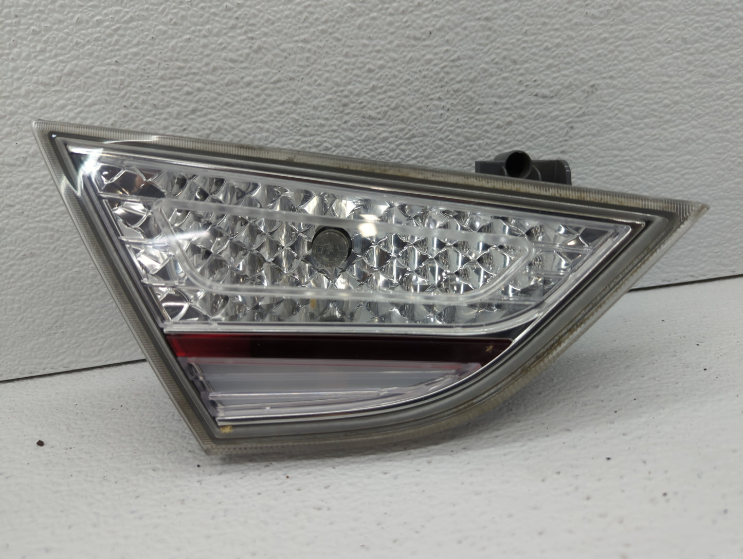 2011-2015 Hyundai Sonata Tail Light Assembly Driver Left OEM P/N:92403-4R0 Fits Fits 2011 2012 2013 2014 2015 OEM Used Auto 