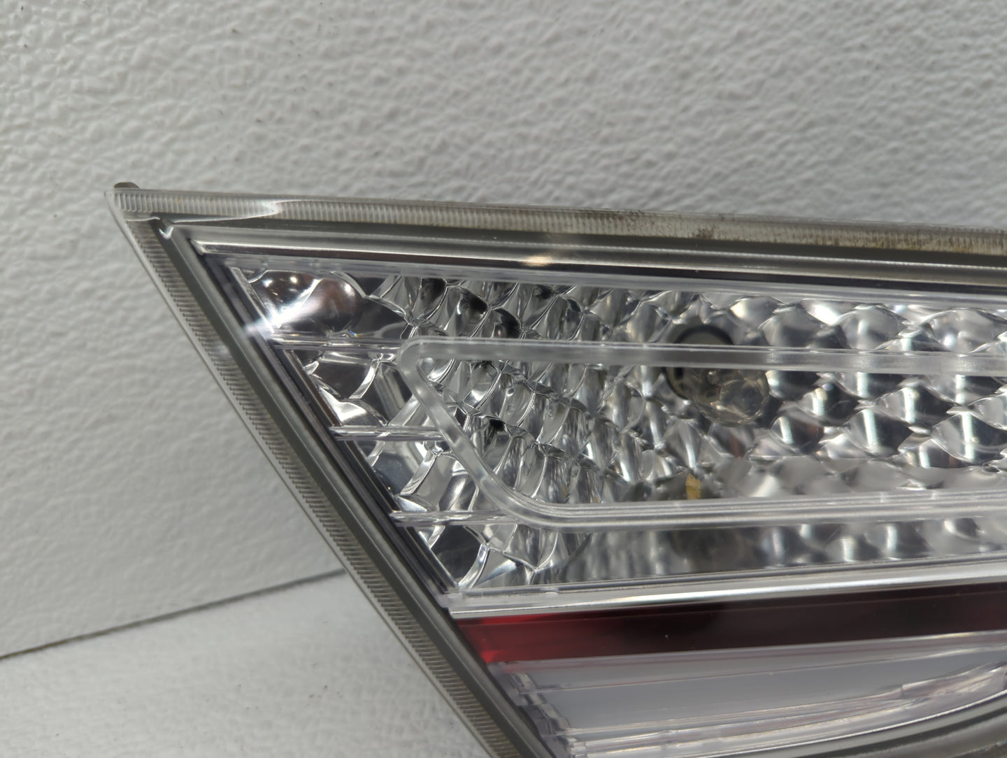 2011-2015 Hyundai Sonata Tail Light Assembly Driver Left OEM P/N:92403-4R0 Fits Fits 2011 2012 2013 2014 2015 OEM Used Auto 