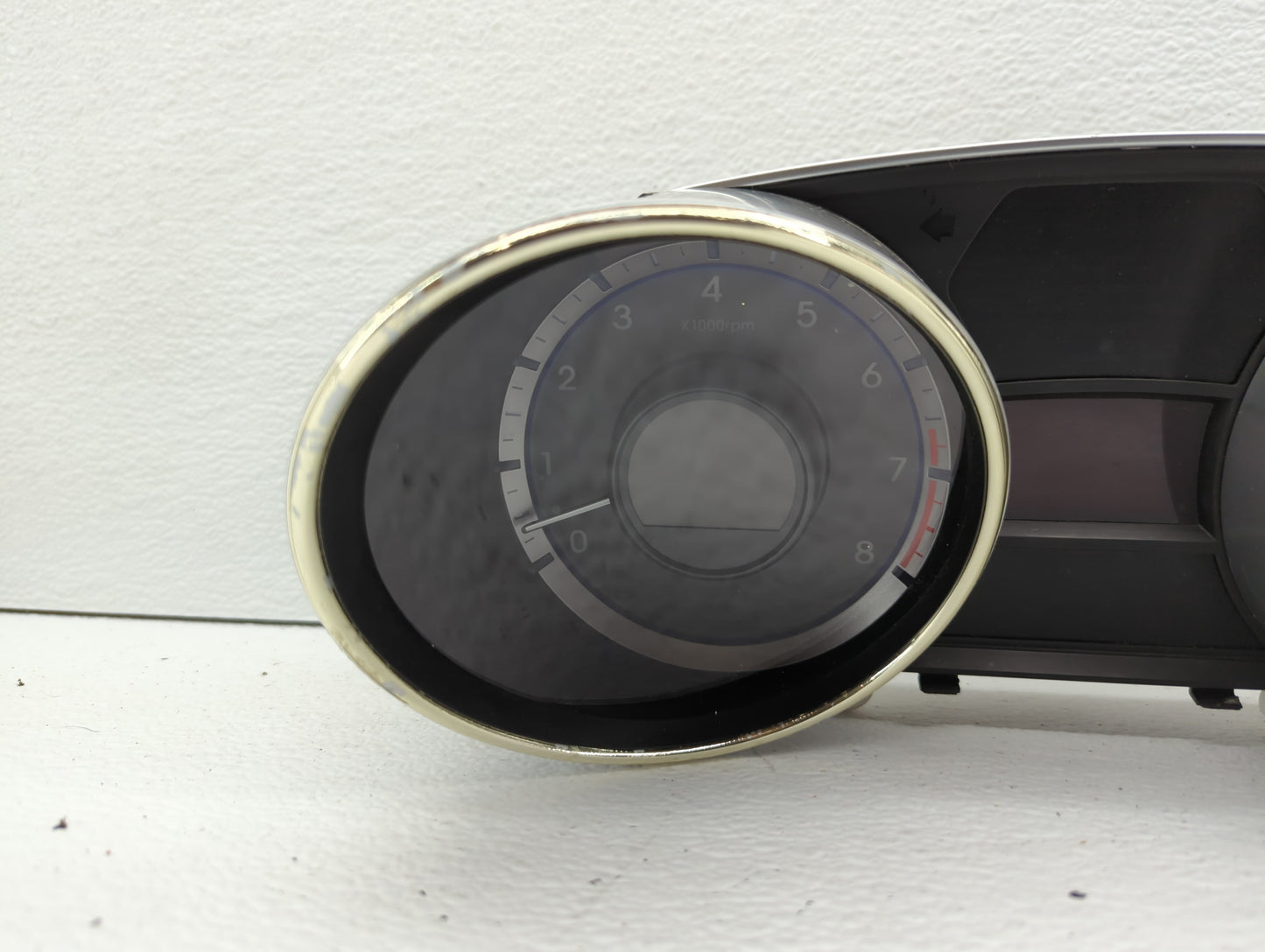 2011-2013 Hyundai Sonata Instrument Cluster Speedometer Gauges P/N:94001-3Q000 94001-3Q001 Fits Fits 2011 2012 2013 OEM Used