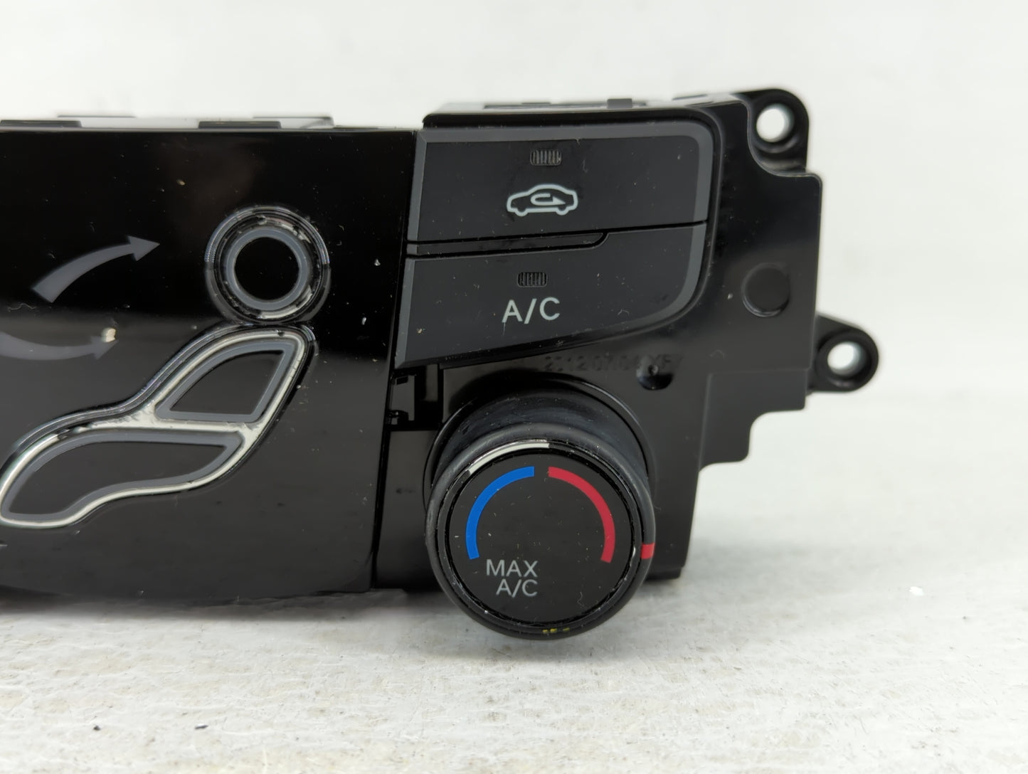 2011-2013 Hyundai Sonata Climate Control Module Temperature AC/Heater Replacement P/N:97250-3Q150 97250-3Q001 Fits OEM Used 