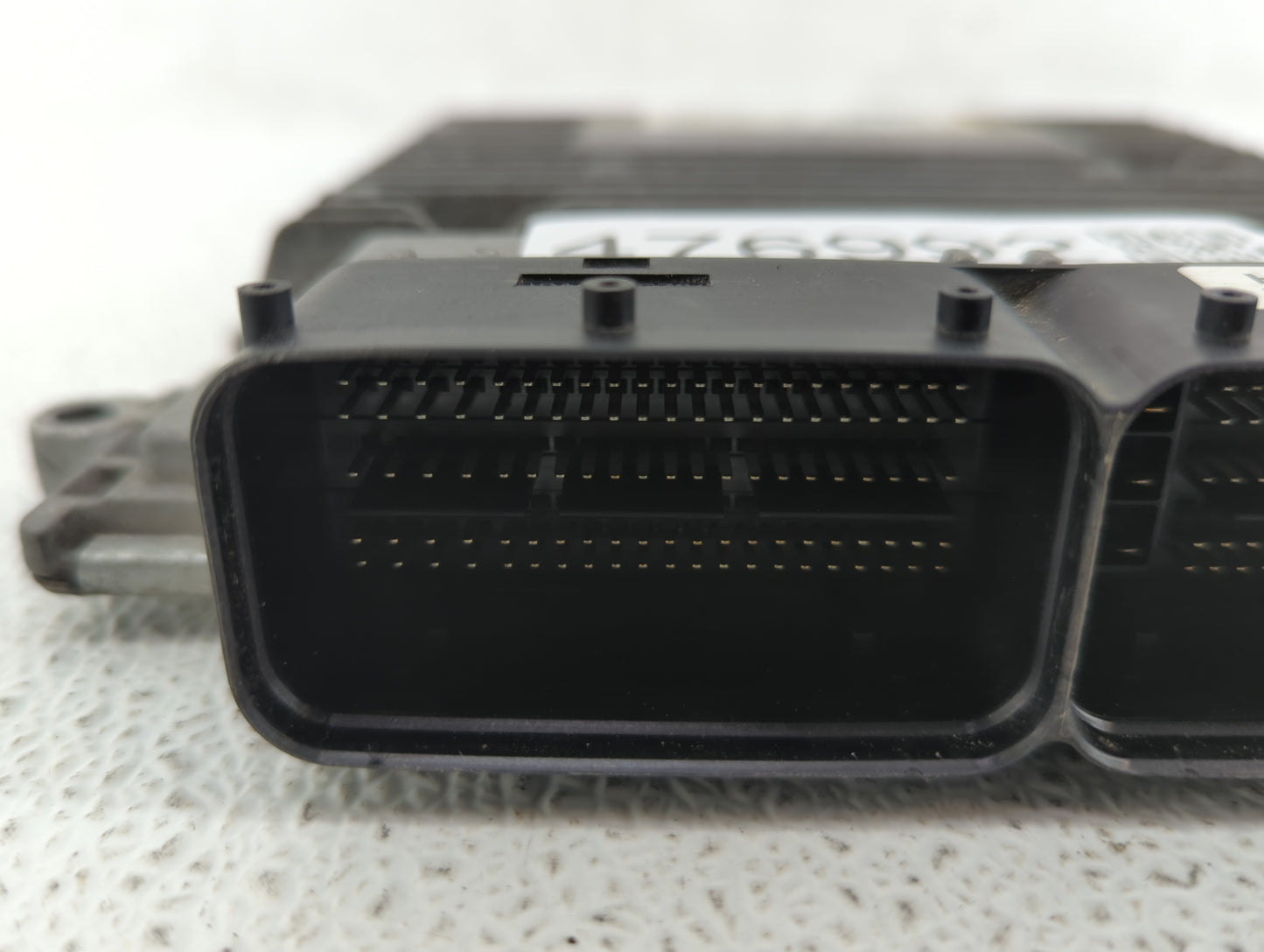 2011-2014 Hyundai Sonata PCM Engine Control Computer ECU ECM PCU OEM P/N:39111-2G663 39101-2G663 Fits Fits 2011 2012 2013 20