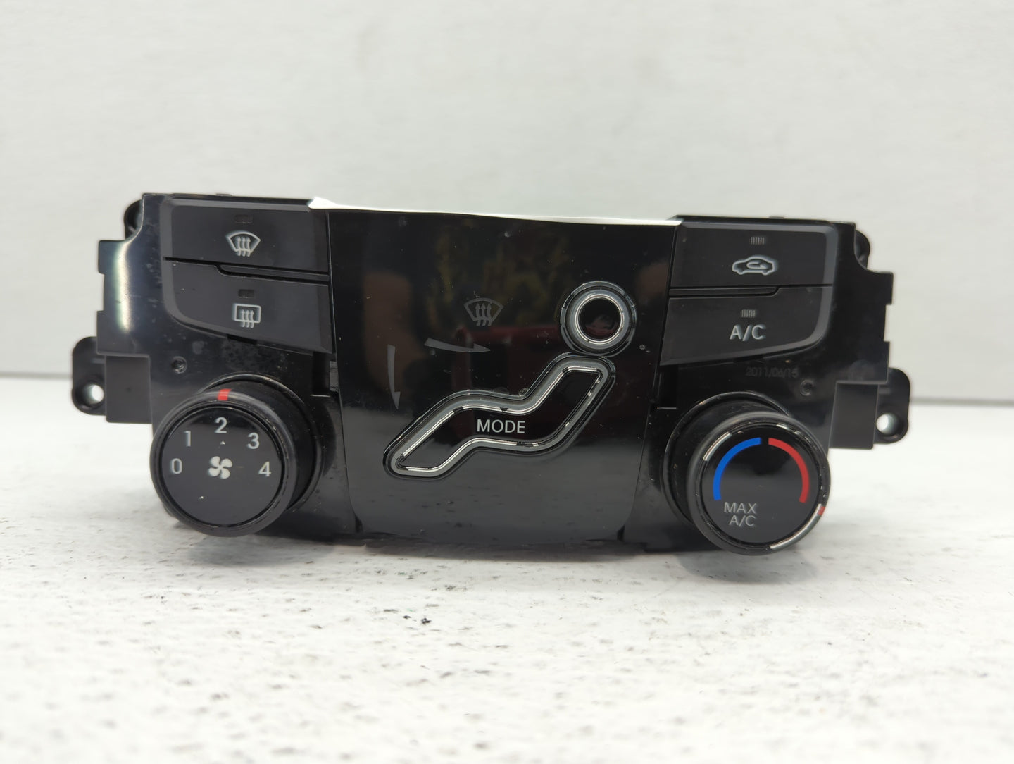 2011-2013 Hyundai Sonata Climate Control Module Temperature AC/Heater Replacement P/N:97250-3Q150 97250-3Q001 Fits OEM Used 