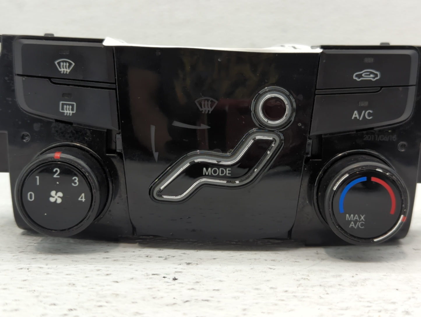 2011-2013 Hyundai Sonata Climate Control Module Temperature AC/Heater Replacement P/N:97250-3Q150 97250-3Q001 Fits OEM Used 