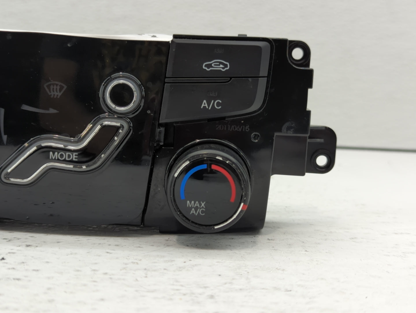 2011-2013 Hyundai Sonata Climate Control Module Temperature AC/Heater Replacement P/N:97250-3Q150 97250-3Q001 Fits OEM Used 