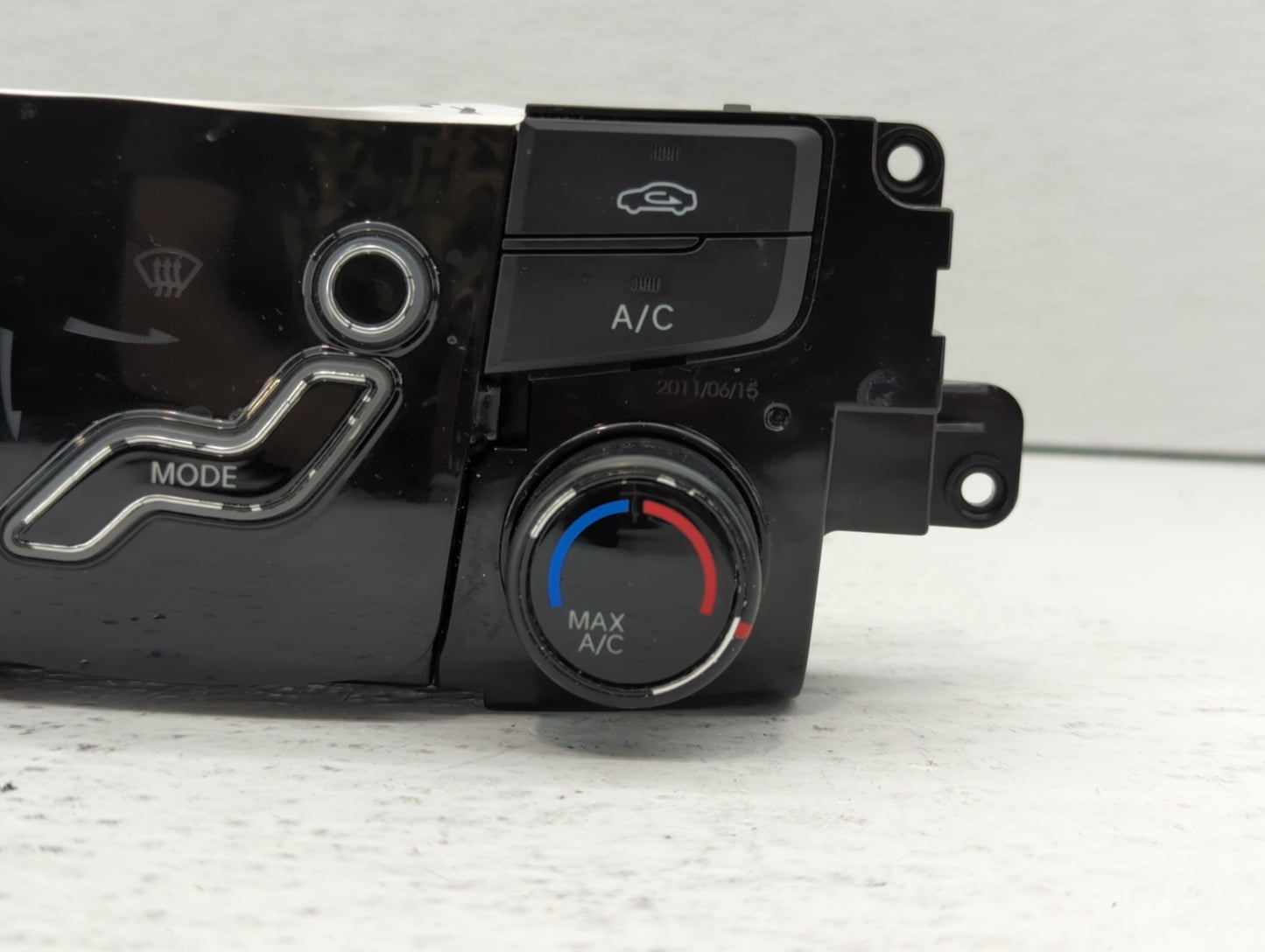 2011-2013 Hyundai Sonata Climate Control Module Temperature AC/Heater Replacement P/N:97250-3Q150 97250-3Q001 Fits OEM Used 