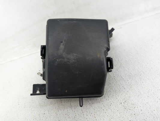 2011-2012 Hyundai Sonata Fusebox Fuse Box Panel Relay Module P/N:284B7 3RA1B 91200-4R012, 91200-4R014 Fits Fits 2011 2012 OE