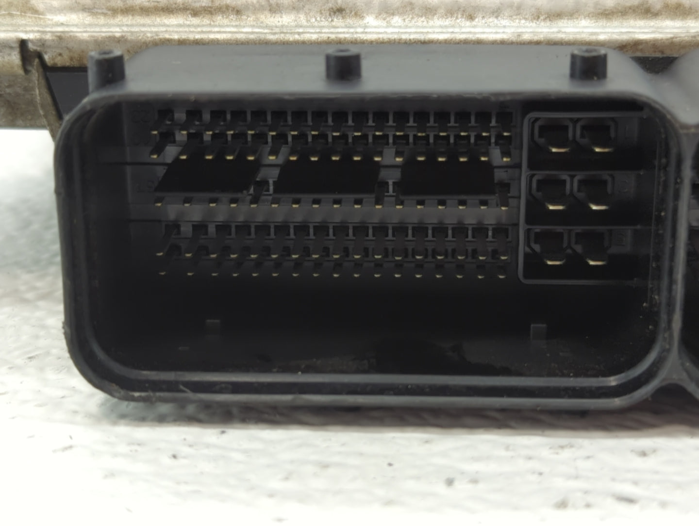 2011-2014 Hyundai Sonata PCM Engine Control Computer ECU ECM PCU OEM P/N:39111-2G668 39101-2G668 Fits Fits 2011 2012 2013 20