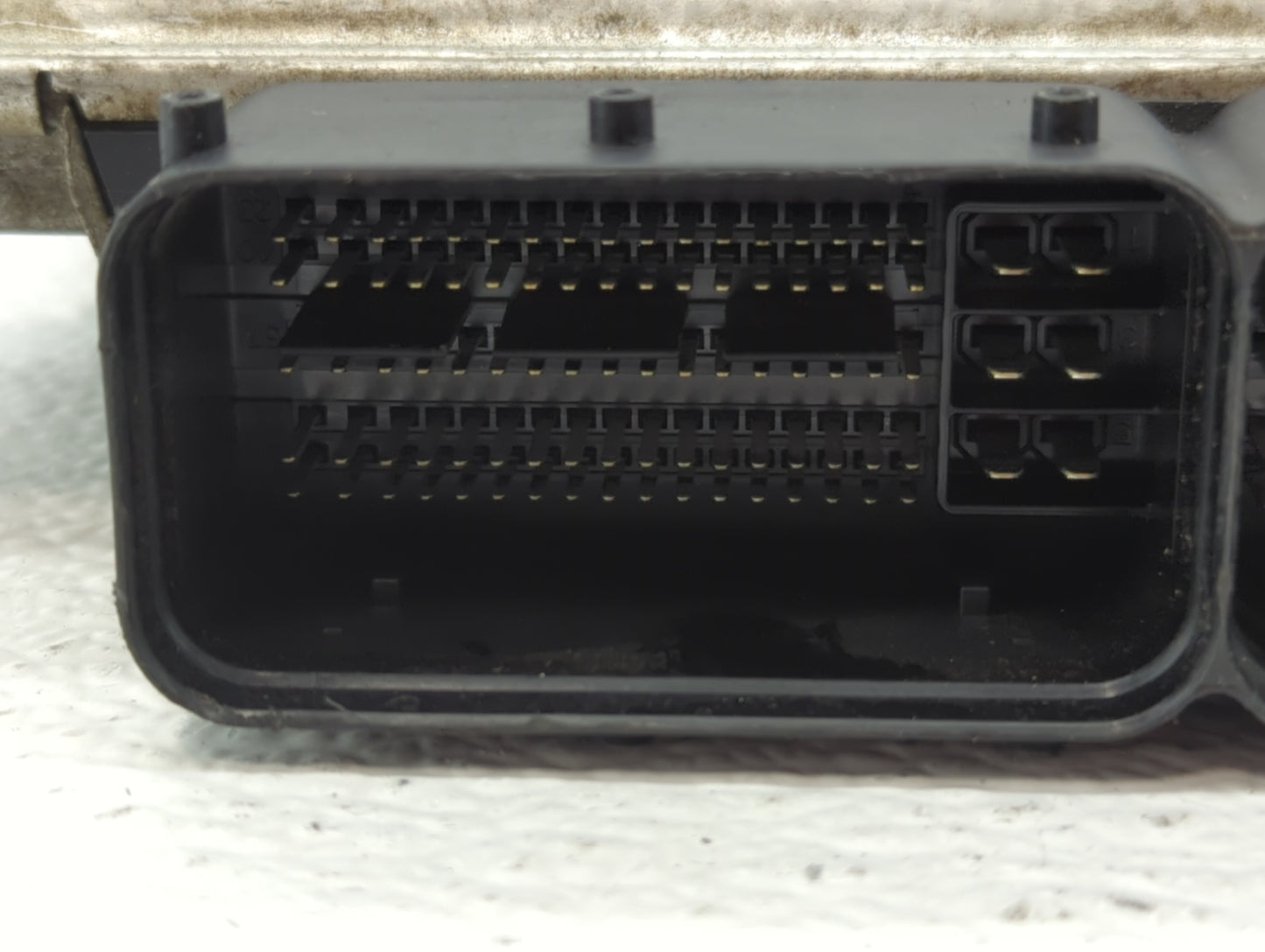 2011-2014 Hyundai Sonata PCM Engine Control Computer ECU ECM PCU OEM P/N:39111-2G668 39101-2G668 Fits Fits 2011 2012 2013 20