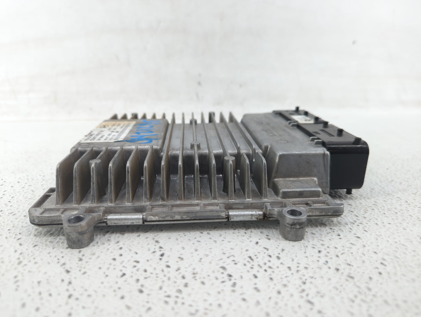 2011-2014 Hyundai Sonata PCM Engine Control Computer ECU ECM PCU OEM P/N:39111-2G660 39101-2G660 Fits Fits 2011 2012 2013 20