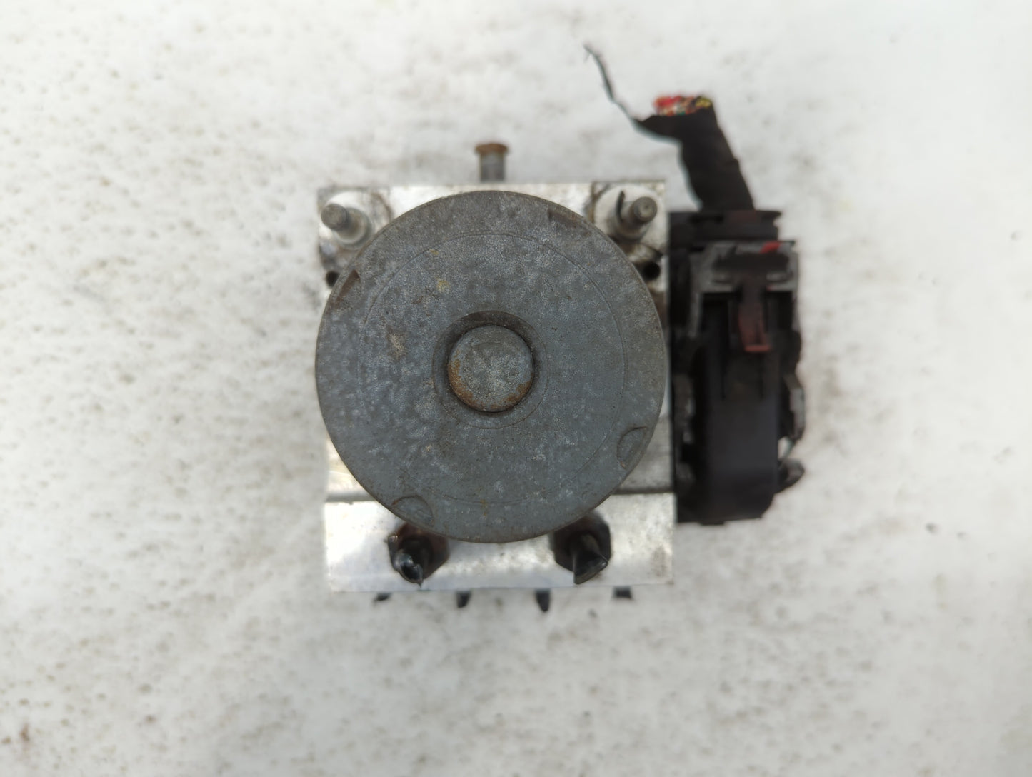 2011-2013 Hyundai Sonata ABS Pump Control Module Replacement P/N:58920-30500 Fits Fits 2011 2012 2013 OEM Used Auto Parts - 