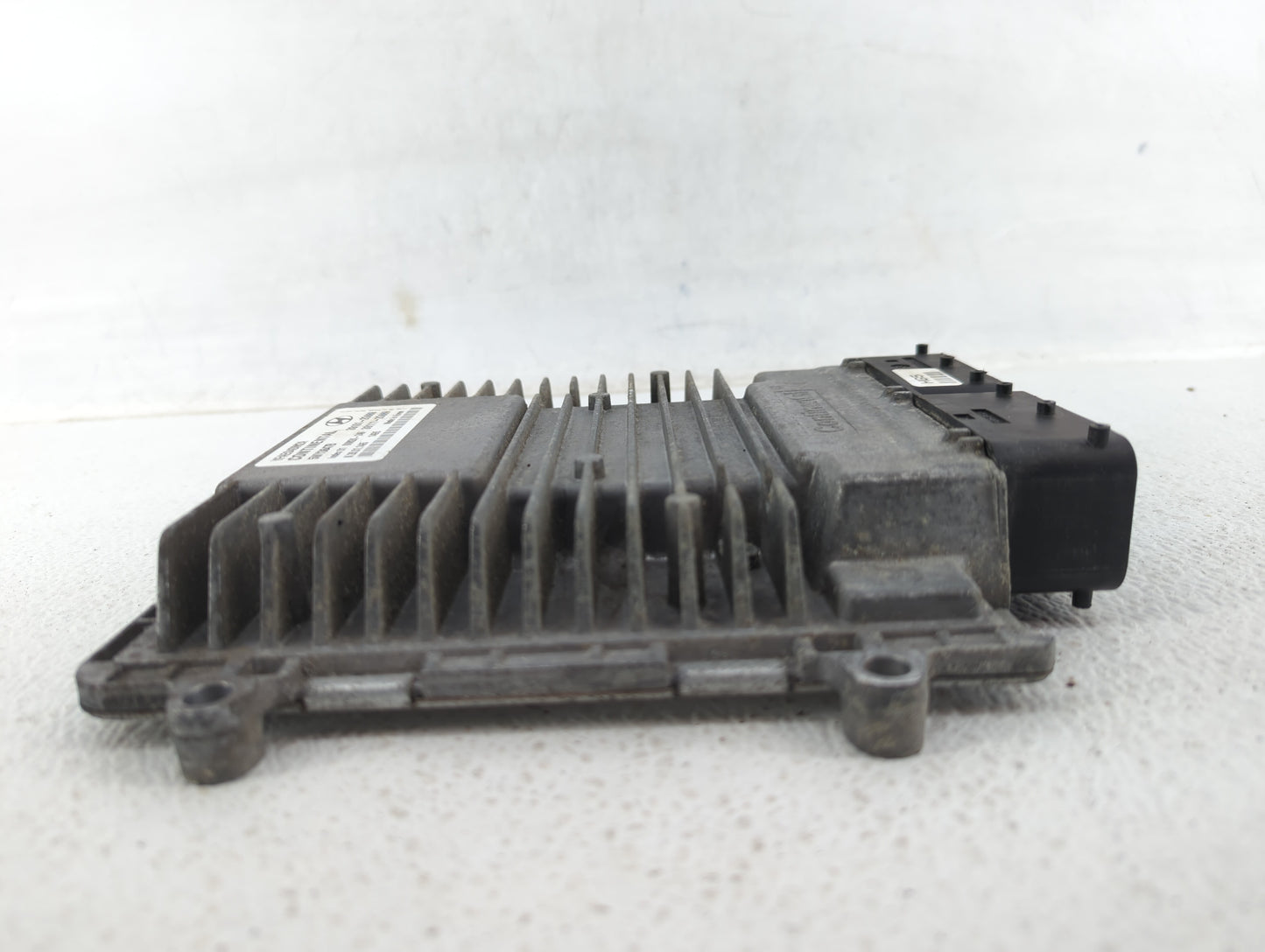 2011-2014 Hyundai Sonata PCM Engine Control Computer ECU ECM PCU OEM P/N:39111-2G669 39101-2G669 Fits Fits 2011 2012 2013 20