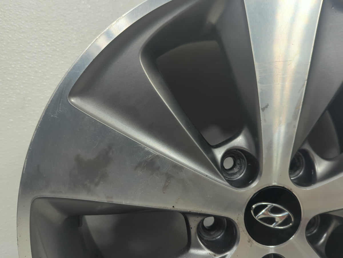2012 Hyundai Sonata Oem Wheel Rim 5035764 - Oemusedautoparts1.com
