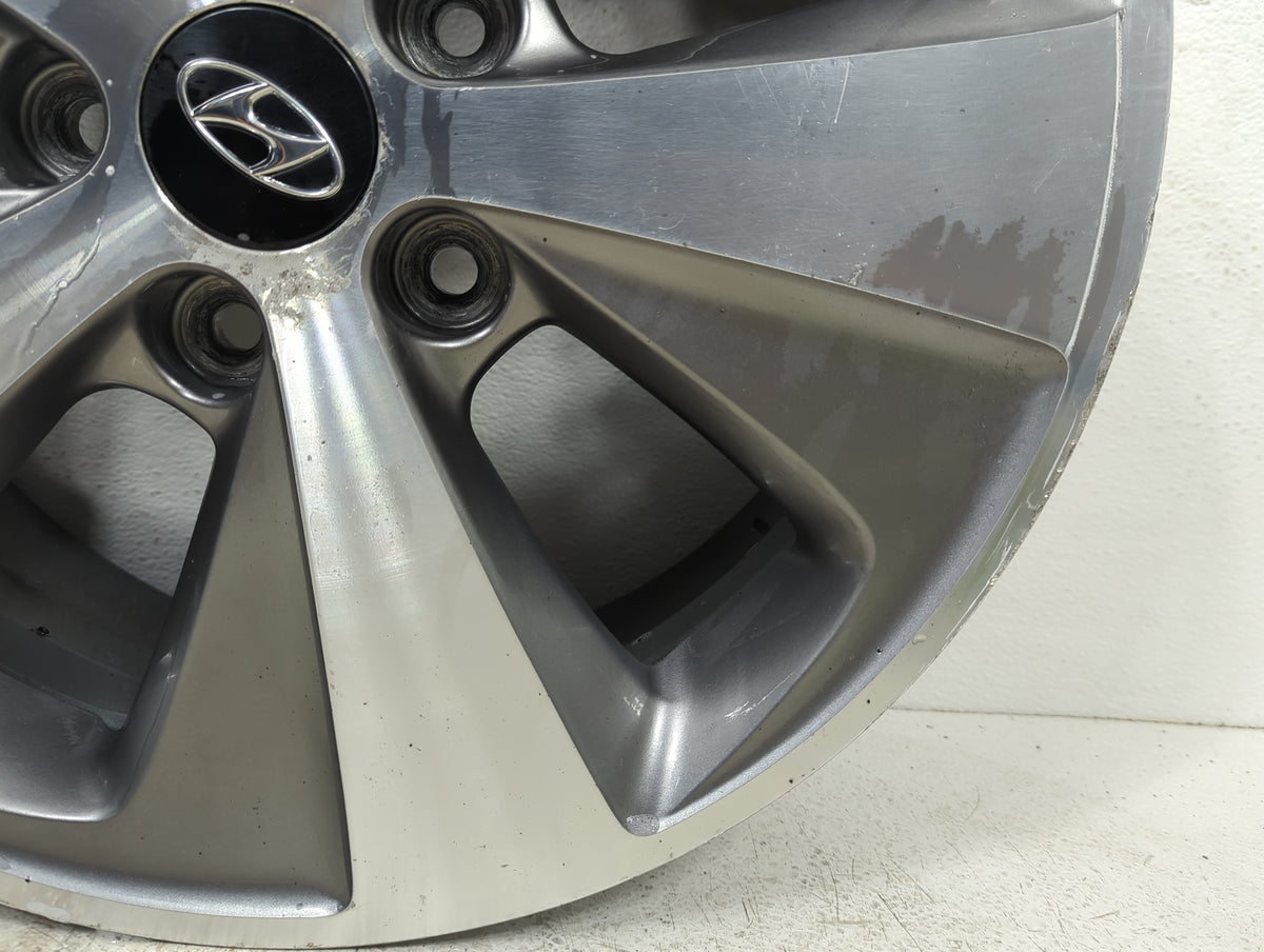2012 Hyundai Sonata Oem Wheel Rim 5035767 - Oemusedautoparts1.com